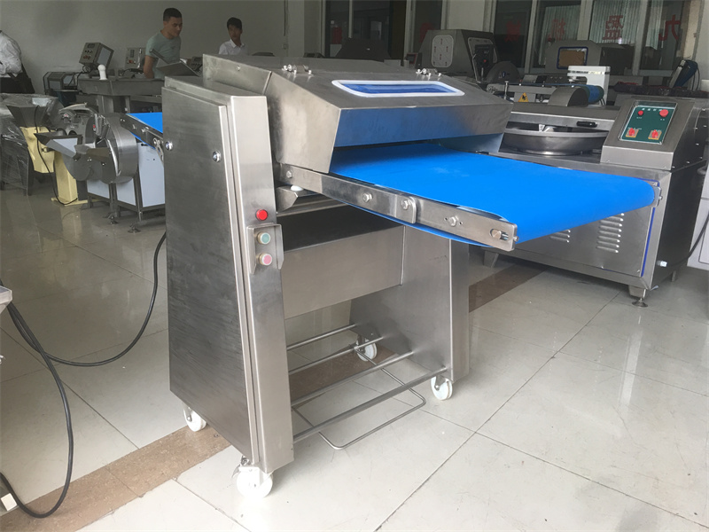 全自動豬肉去皮機(jī)為什么在屠宰場，肉聯(lián)廠里那么常見？