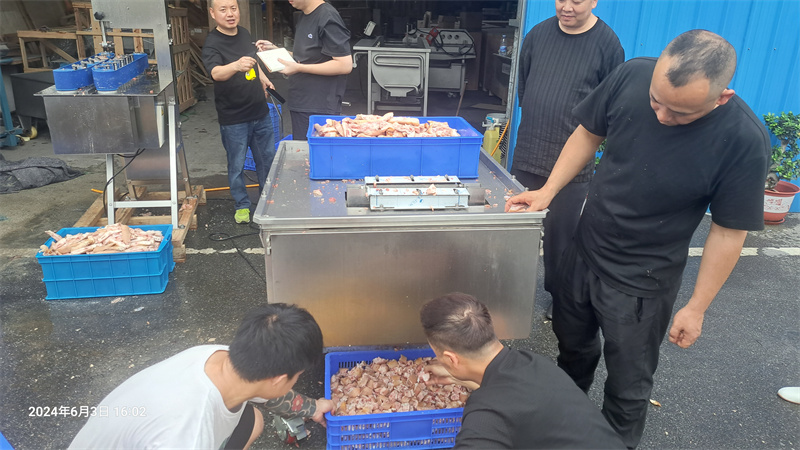 豬蹄加工不用愁，新鮮豬腳豬肘開半切塊一機多用